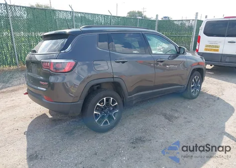 2020 Jeep Compass Trailhawk 4X4 из США, поврежденный, VIN 3C4NJDDB1LT111881